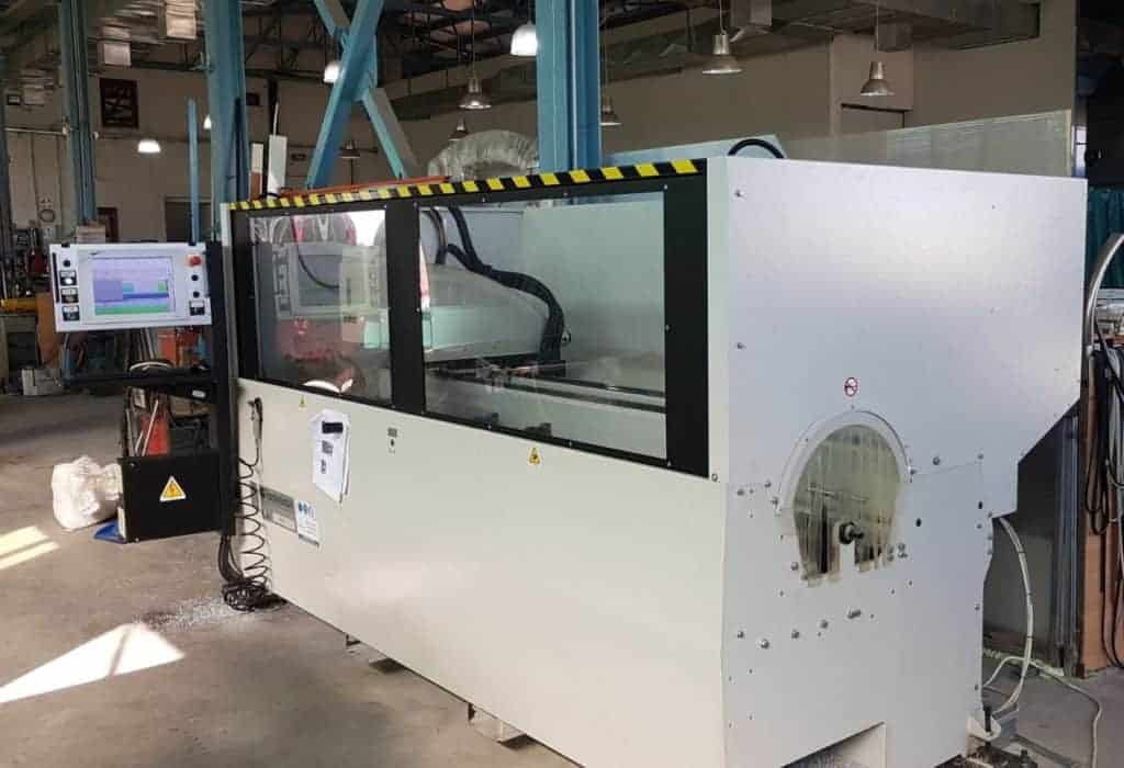 CNC / τύπου ADIR-C / Fomindustrie στην εταιρεία "Arch Windows"